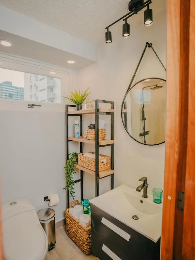 Condado Beach-Pool Front Jewel San Juan Daire